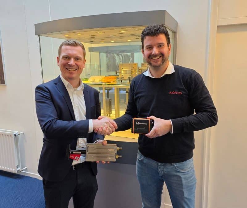 Axxicon & Moldsonics präsentieren einzigartige Lösung zur Messung der Fließgeschwindigkeit im Spritzguss