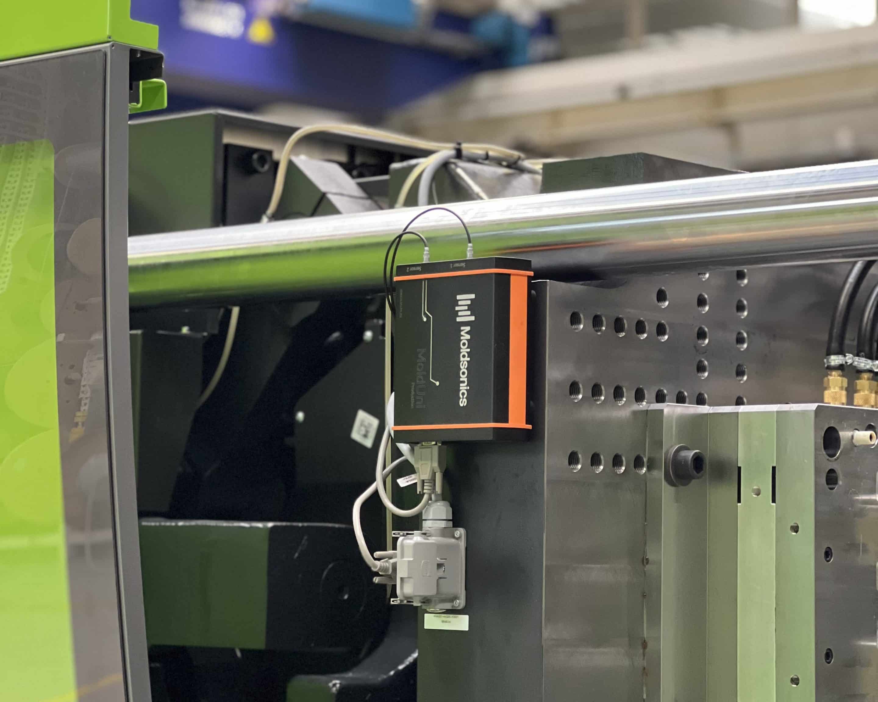 Schnittstelle Moldsonics scaled Moldsonics deremco